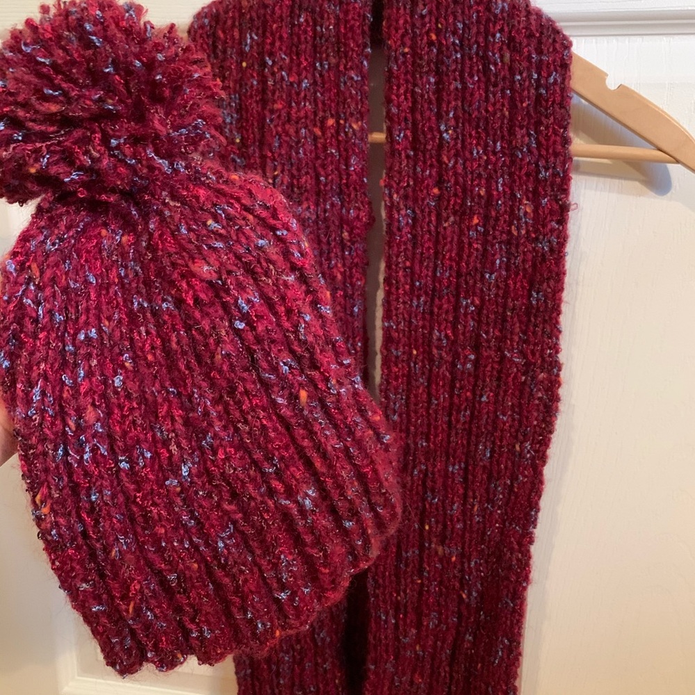 Matching scarf and tuque